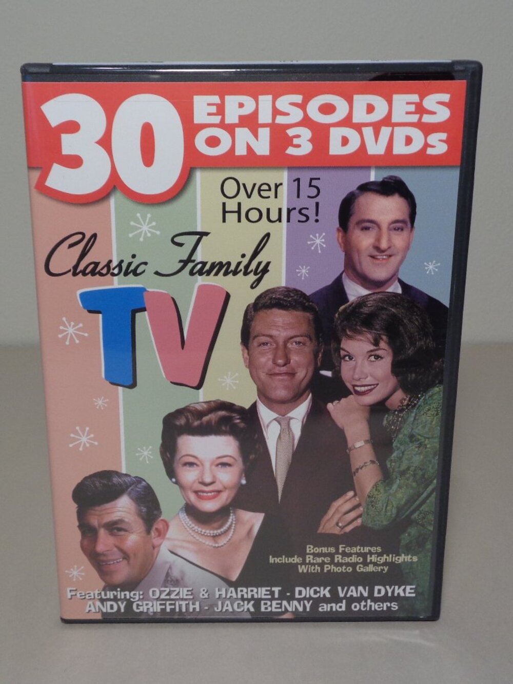CLASSIC FAMILY TV / New DVD 3 Disc Set / Bonus Features / 30 Episodes
